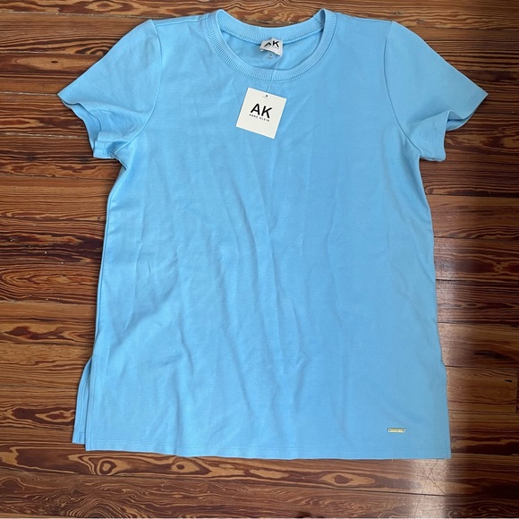Anne Klein Tops - NWT Anne Klein Light Blue Top